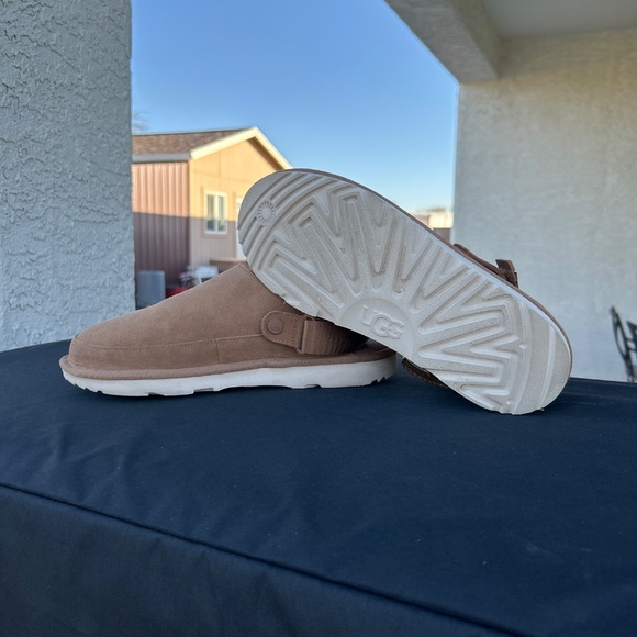 Kid Ugg Goldenstar Clog - Picture 2 of 4